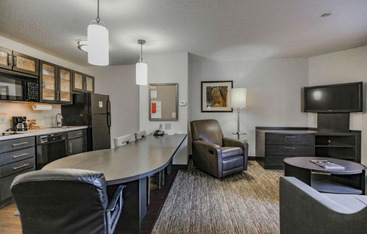 Sonesta Simply Suites Birmingham Гувер Экстерьер фото